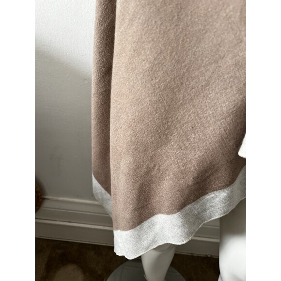 mellifluous Ruana Cape Beige White viscose wrap Scarf Sweater Poncho Open Front - Picture 5 of 6